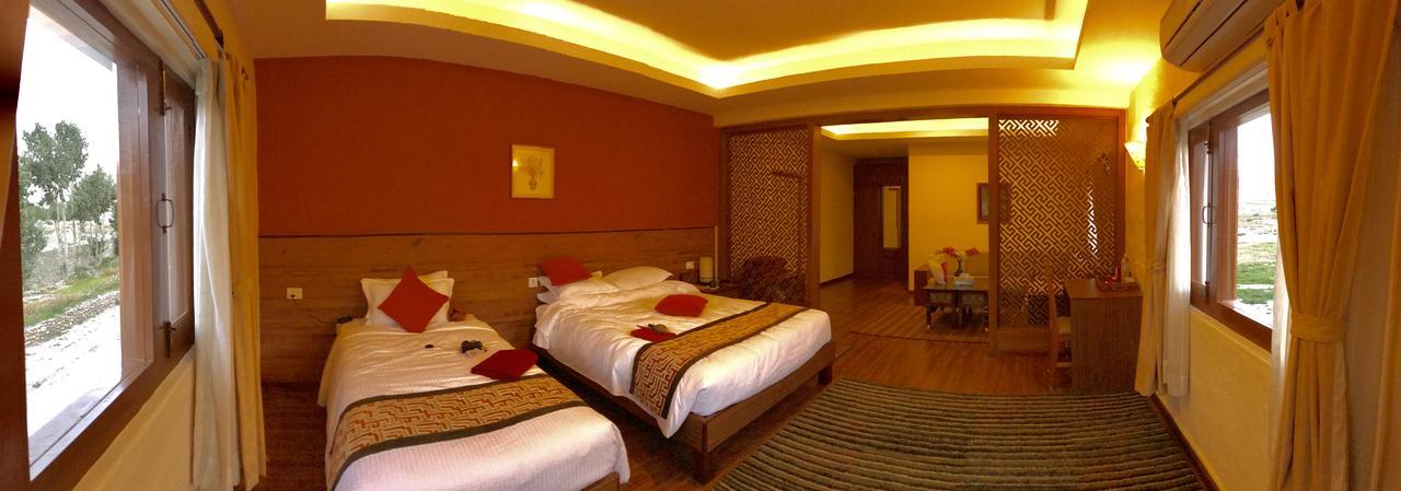 Royal Mustang Resort Nambo ภายนอก รูปภาพ