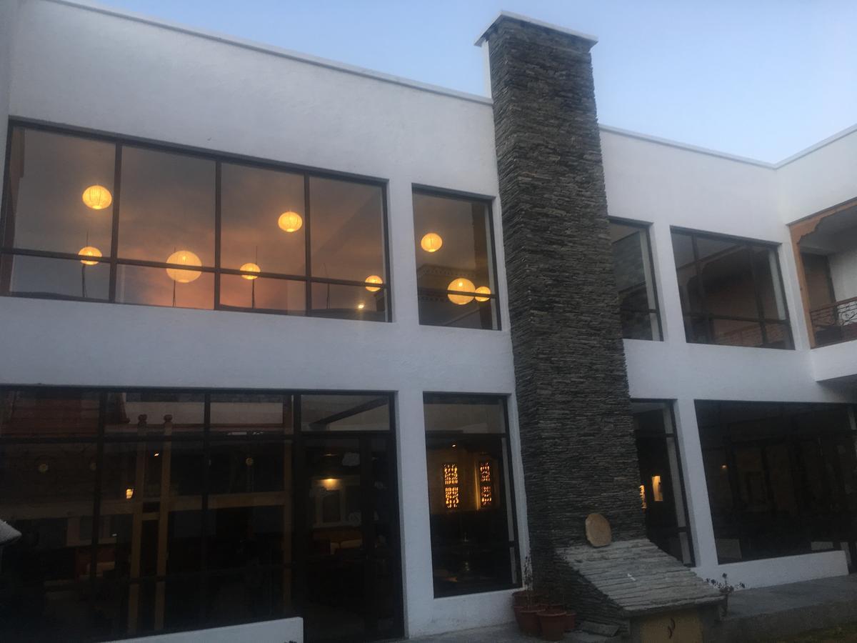 Royal Mustang Resort Nambo ภายนอก รูปภาพ